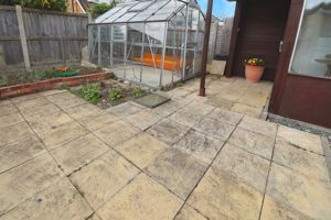 MALTINGS ROAD- click for photo gallery